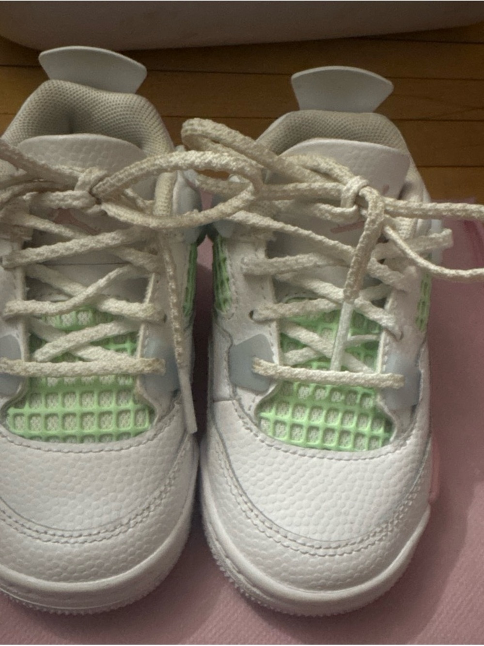 Jordan Air Jordan 4 Retro FEM (Valentines Day)